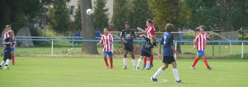 starší žáci FK Jaroměř - Chlumec nad Cidlinou 5.9.2015 foto Václav Mlejnek